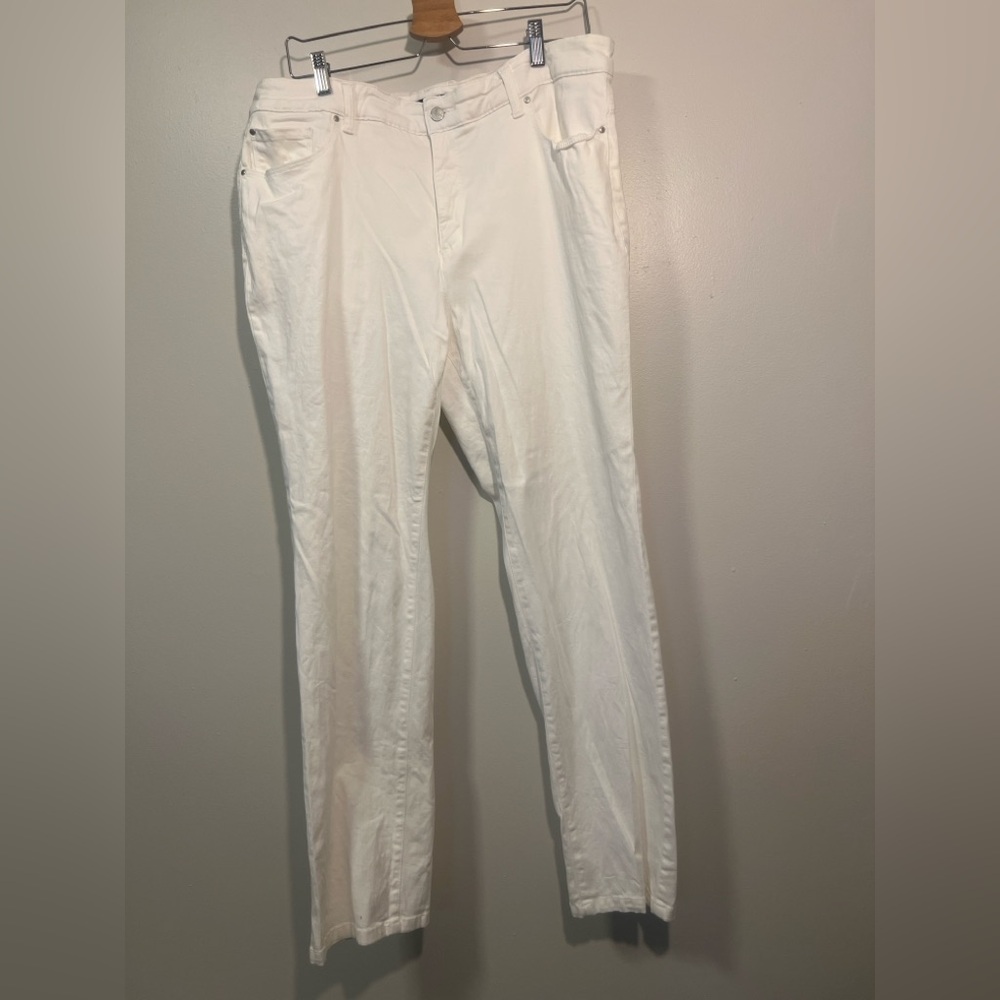 Charter Club white Summer Lexington Straight Pants Plus Size 18W